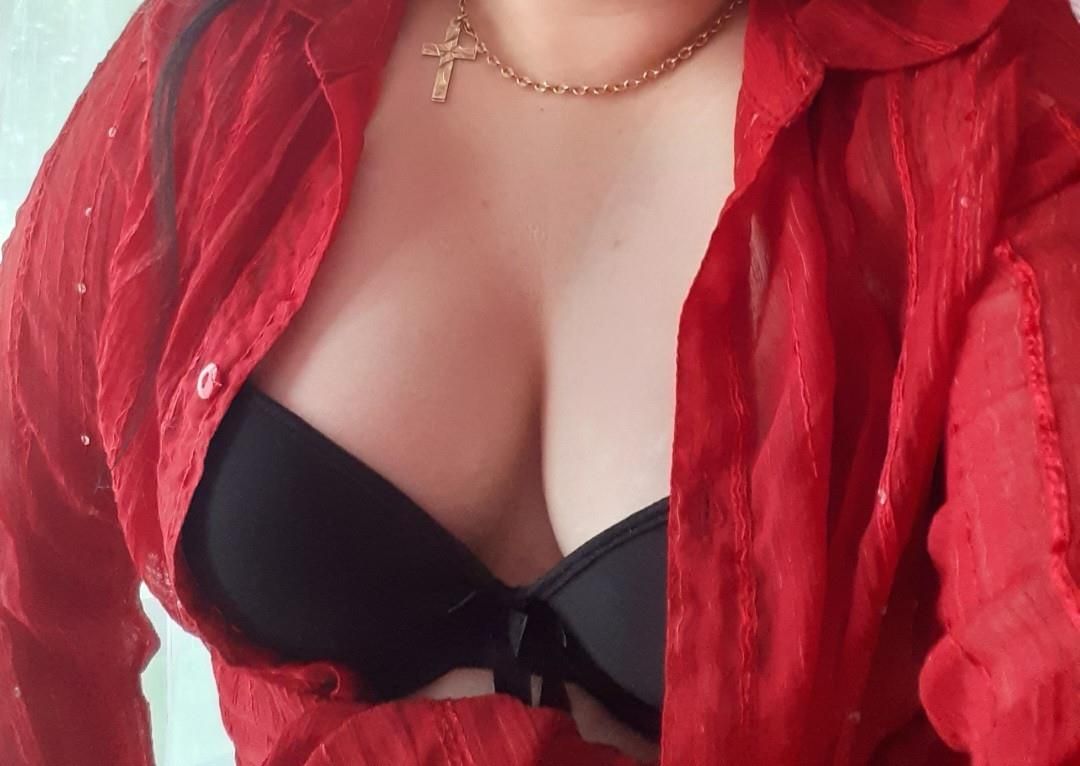 yo Saggy Tits MILF
