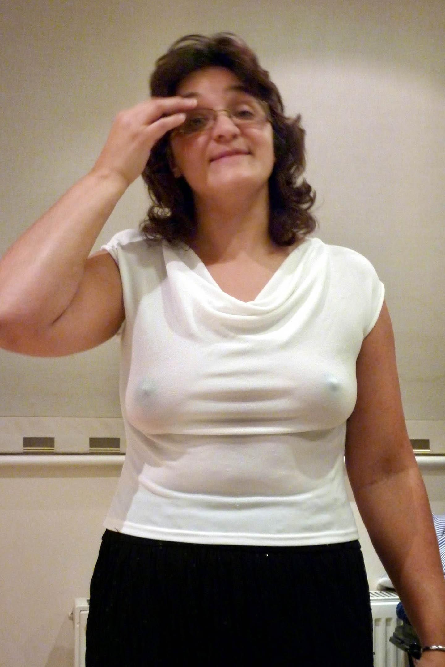 Clothes try on 
