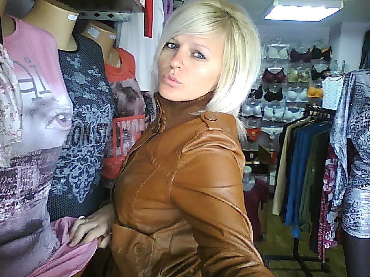 yo Hot MILF Teasing