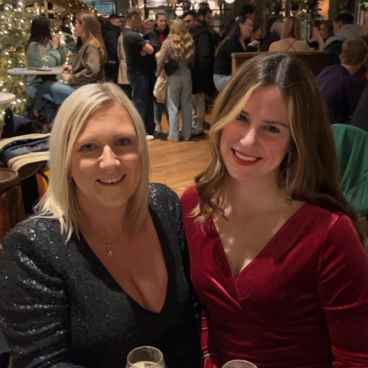 Sexy young UK MILF Molly deserves attention
