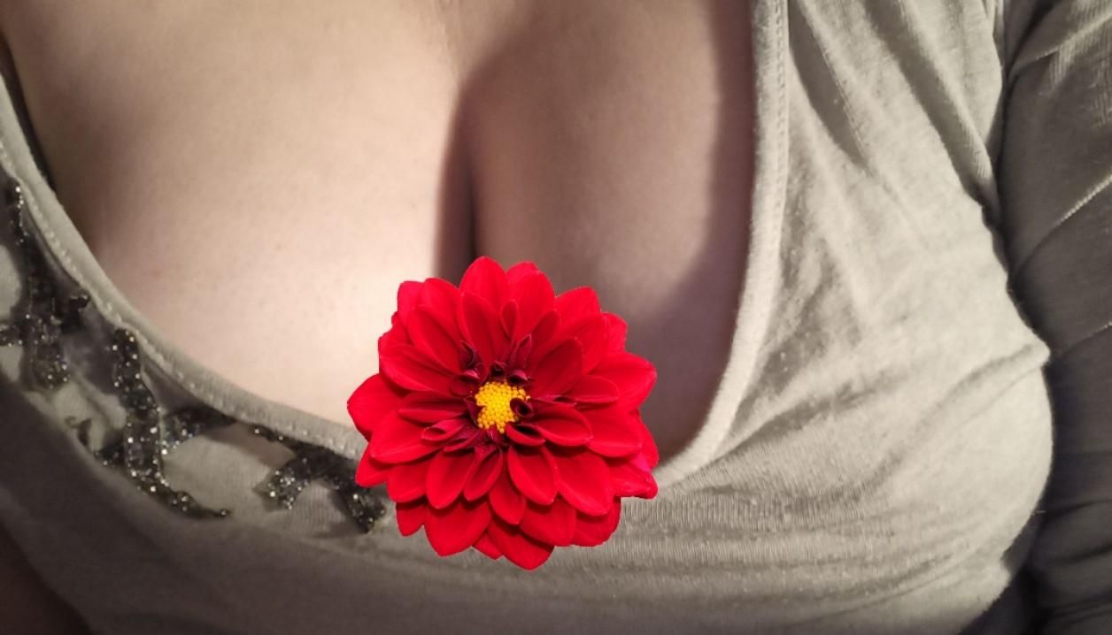 yo Saggy Tits MILF