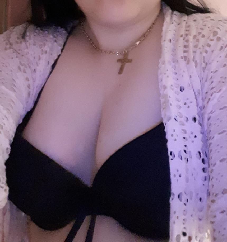 yo Saggy Tits MILF