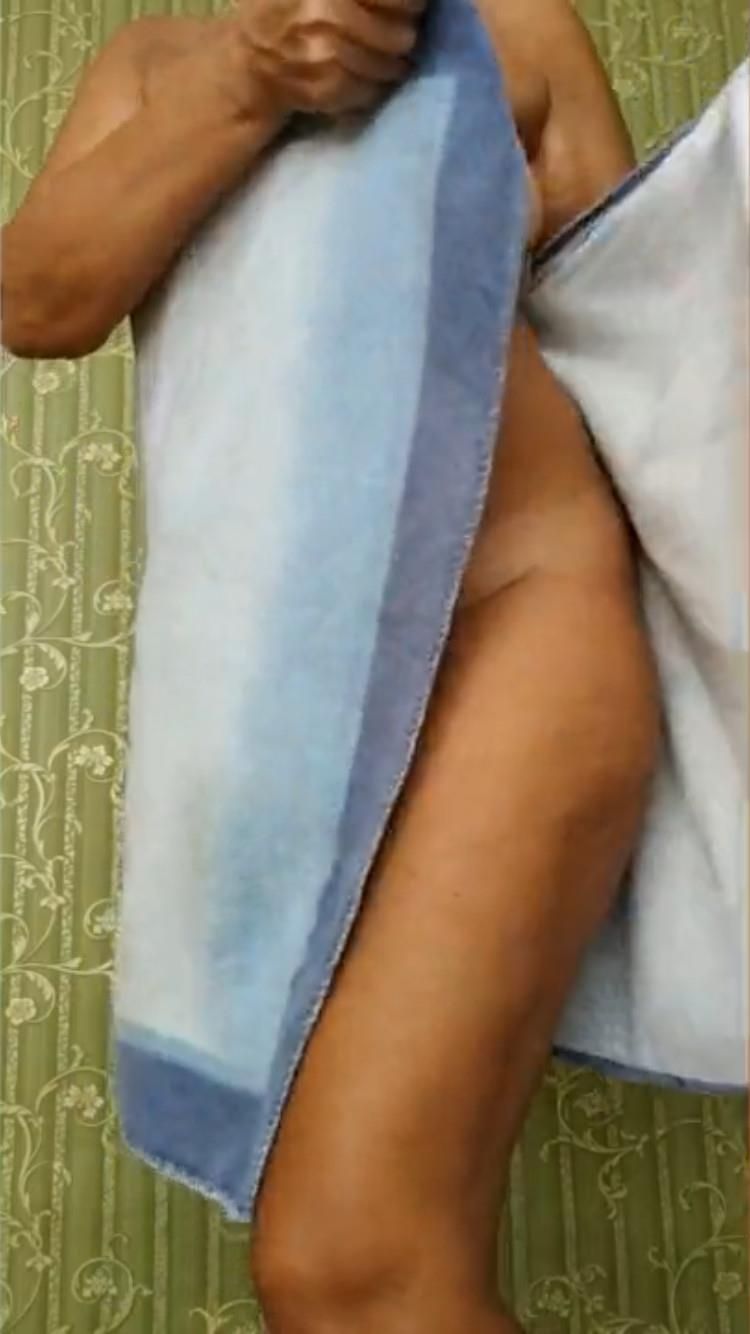 Sexy mature lady 