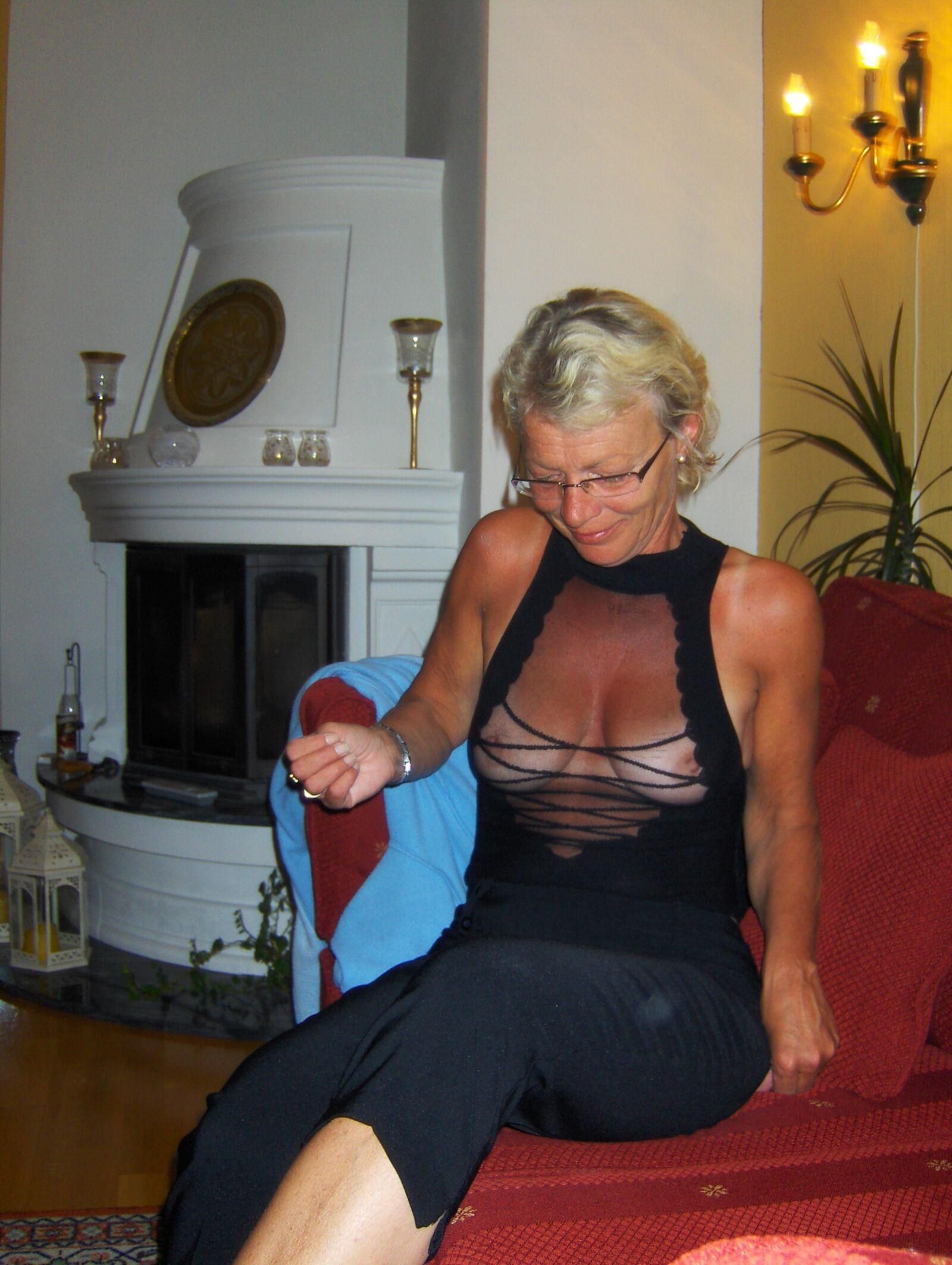 Lovely norwegian granny Justine