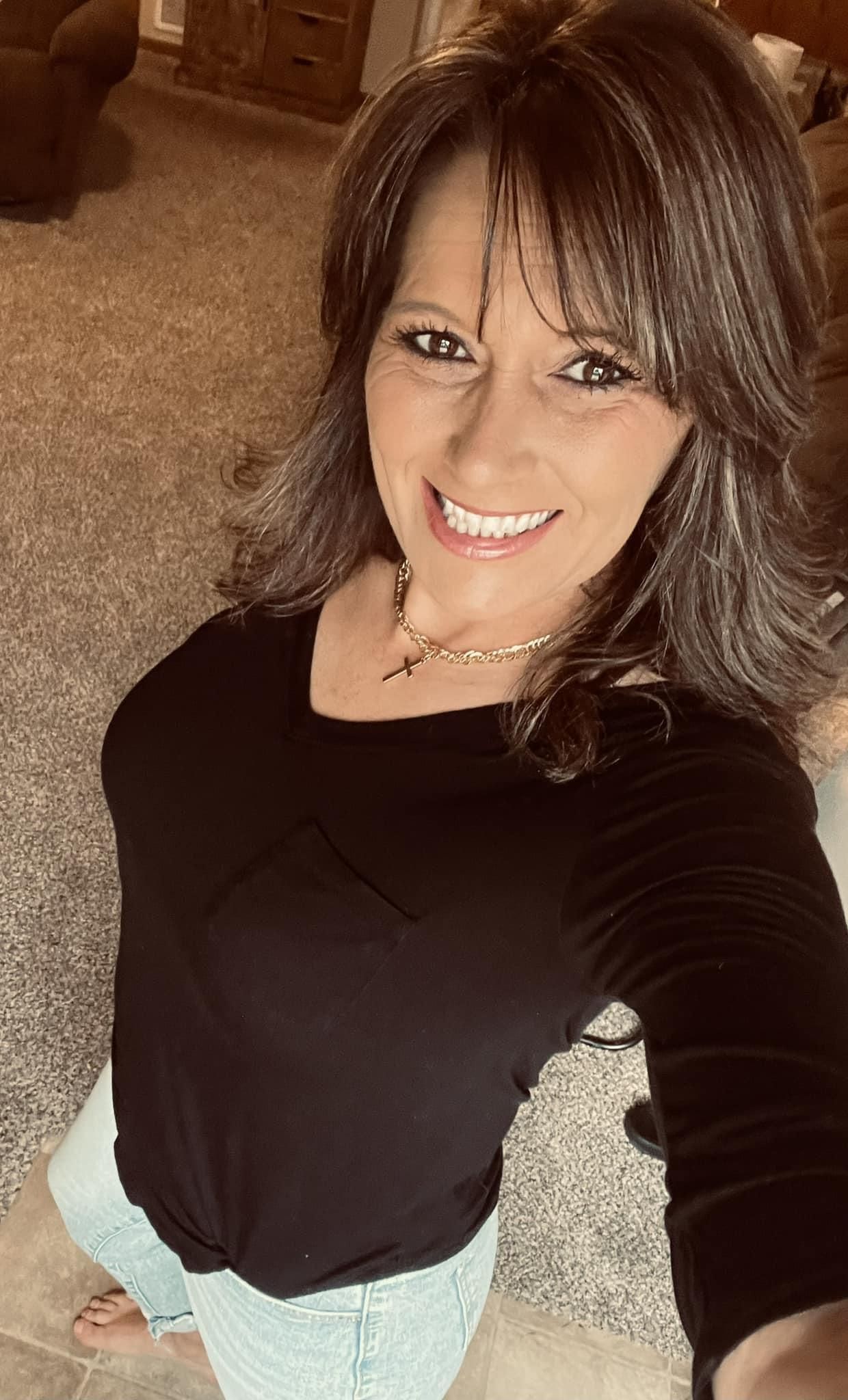 mature milf candid