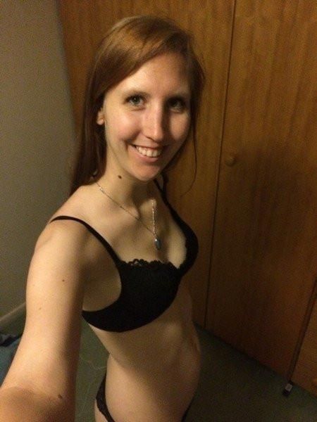 Hot Wife Nude 