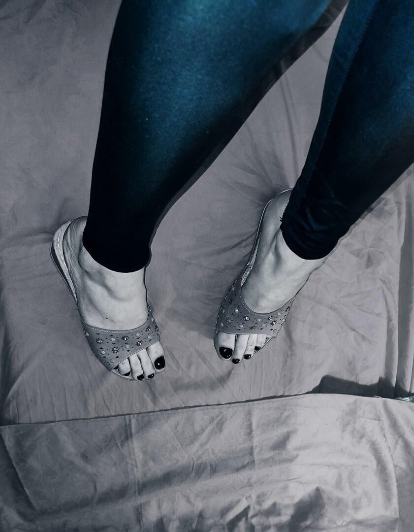 My feet [Emma feet]