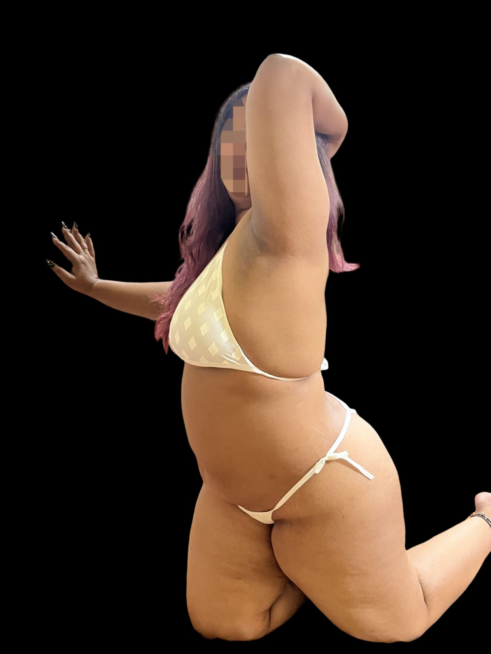 Chubby Indian Wife in her favourite bikini