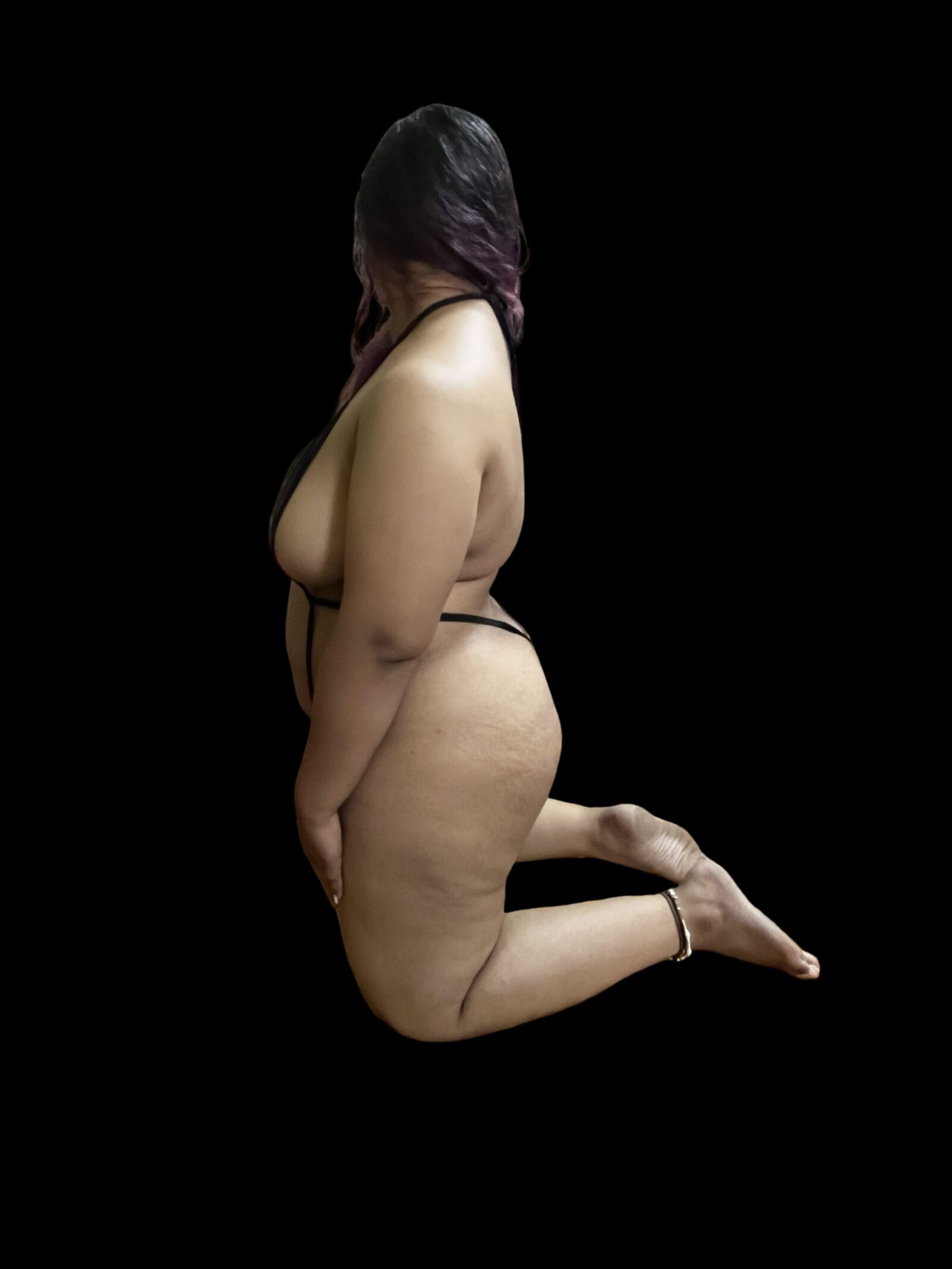 Chubby wife in her favourite black lingerie 