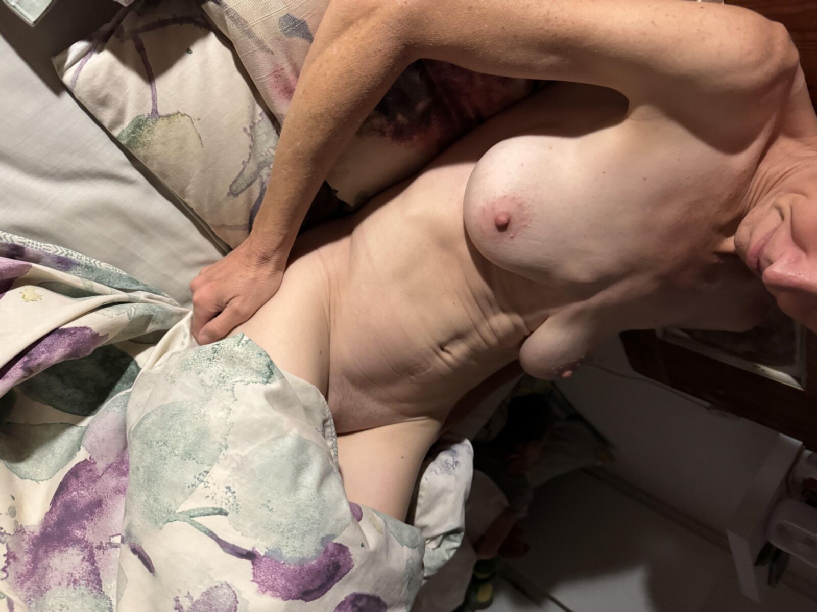Por favor fóllate a mi esposa
