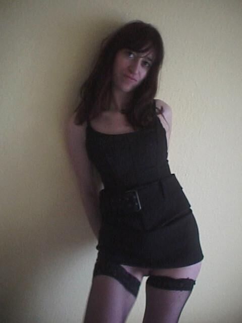 Pics found on Laptop Named M (Part )