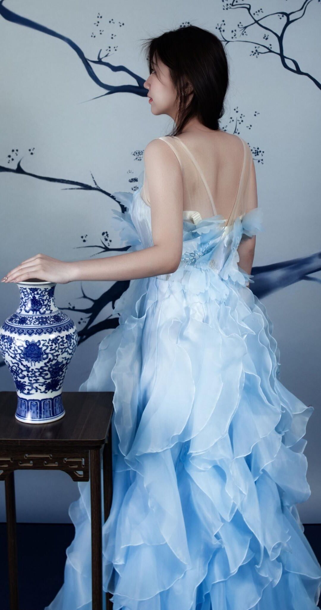 Stunning Chinese Cutie Undress
