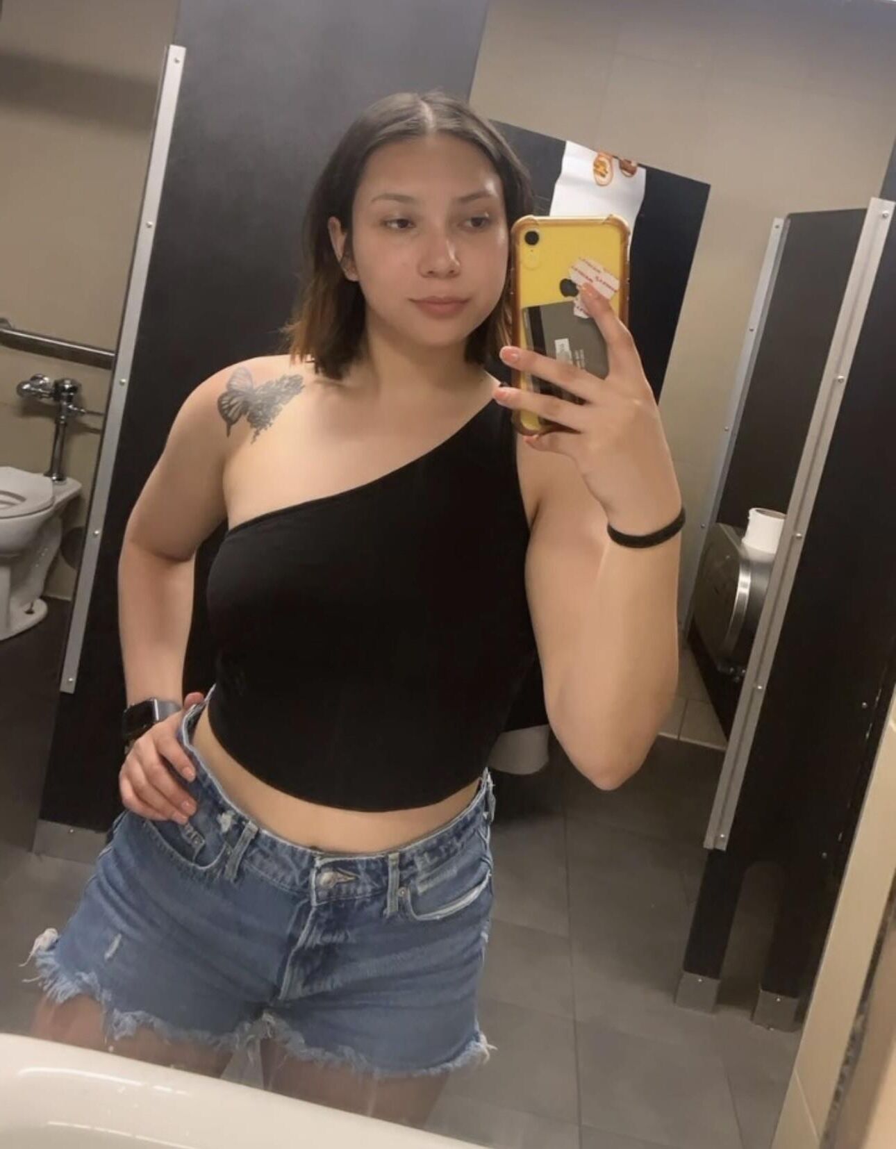 Latina WebSlut Lilian expuesta