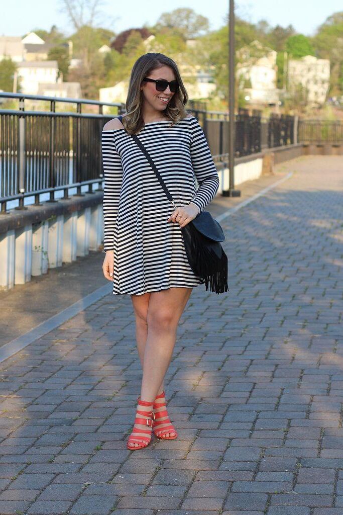 P Intérêt pour la beauté Glamorous MILF Blogger