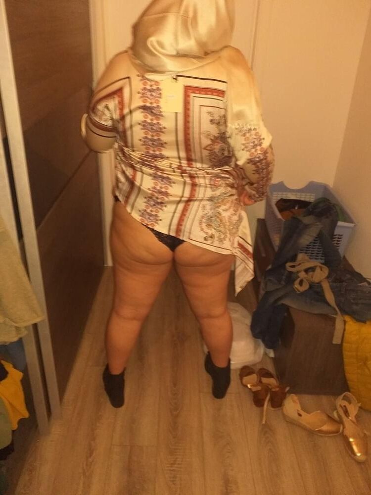 Exposición esposa musulmana