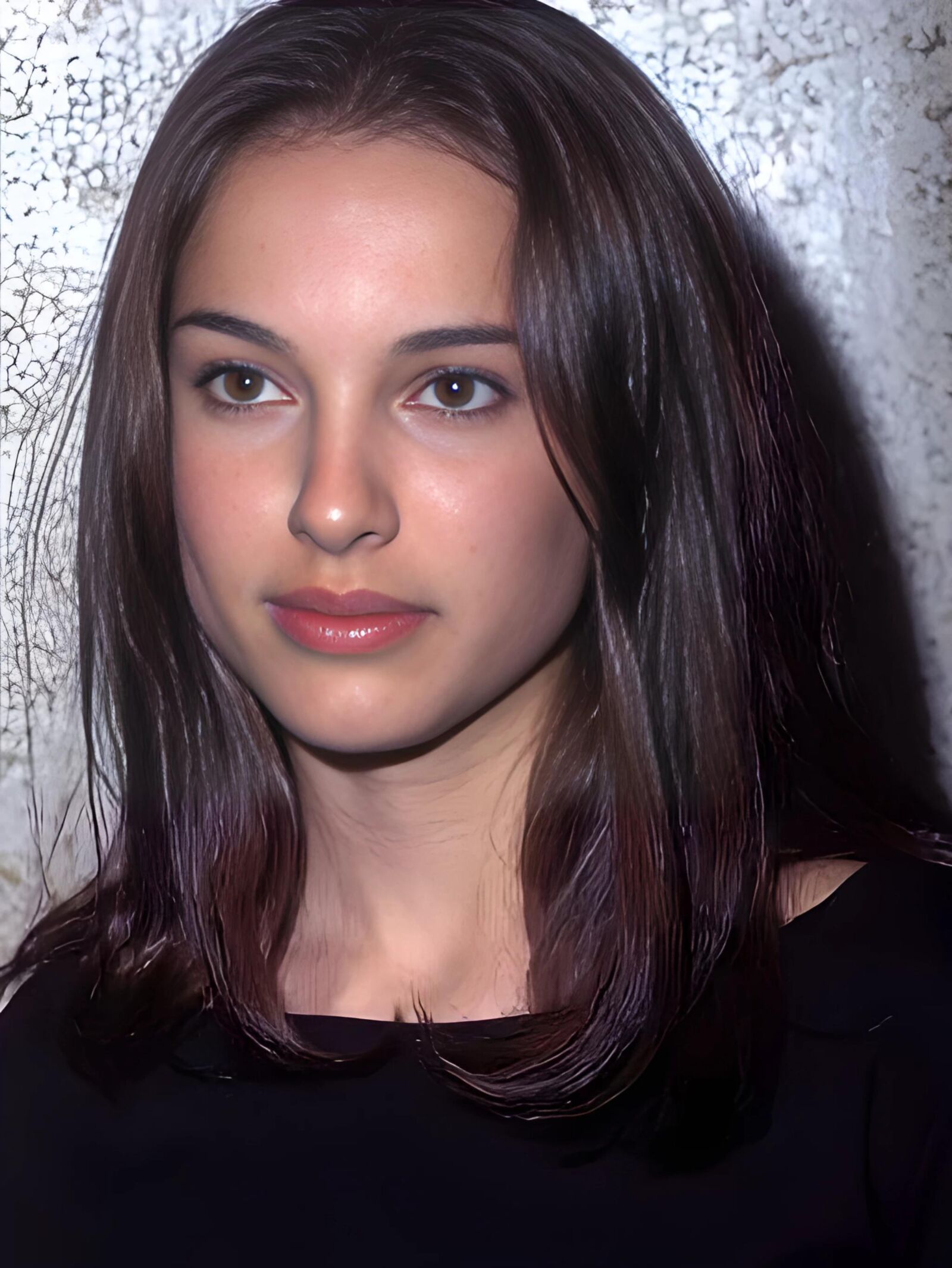 NATALIE PORTMAN TO SPUNK OVER