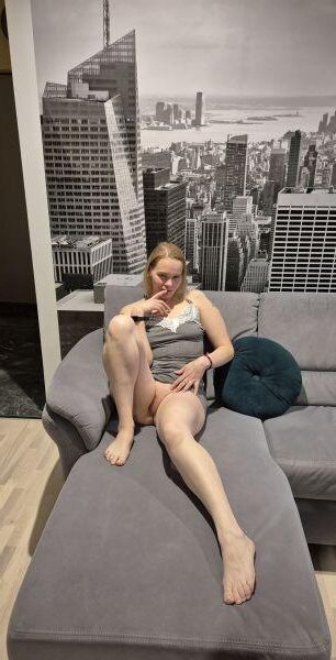 Webslut Laurie Lanton