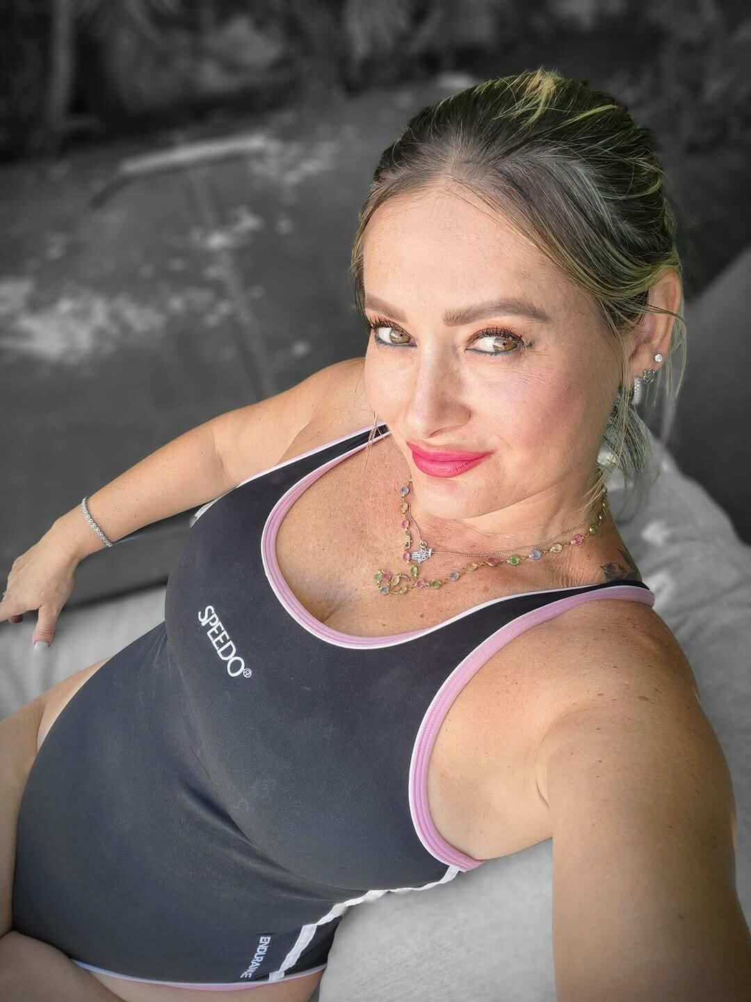 Yo MILF From ISRAEL LIORA Showing Her Bikini Collection