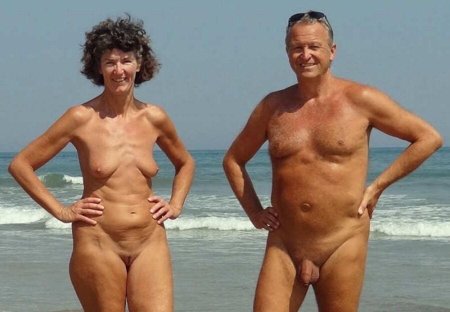 Nudist 