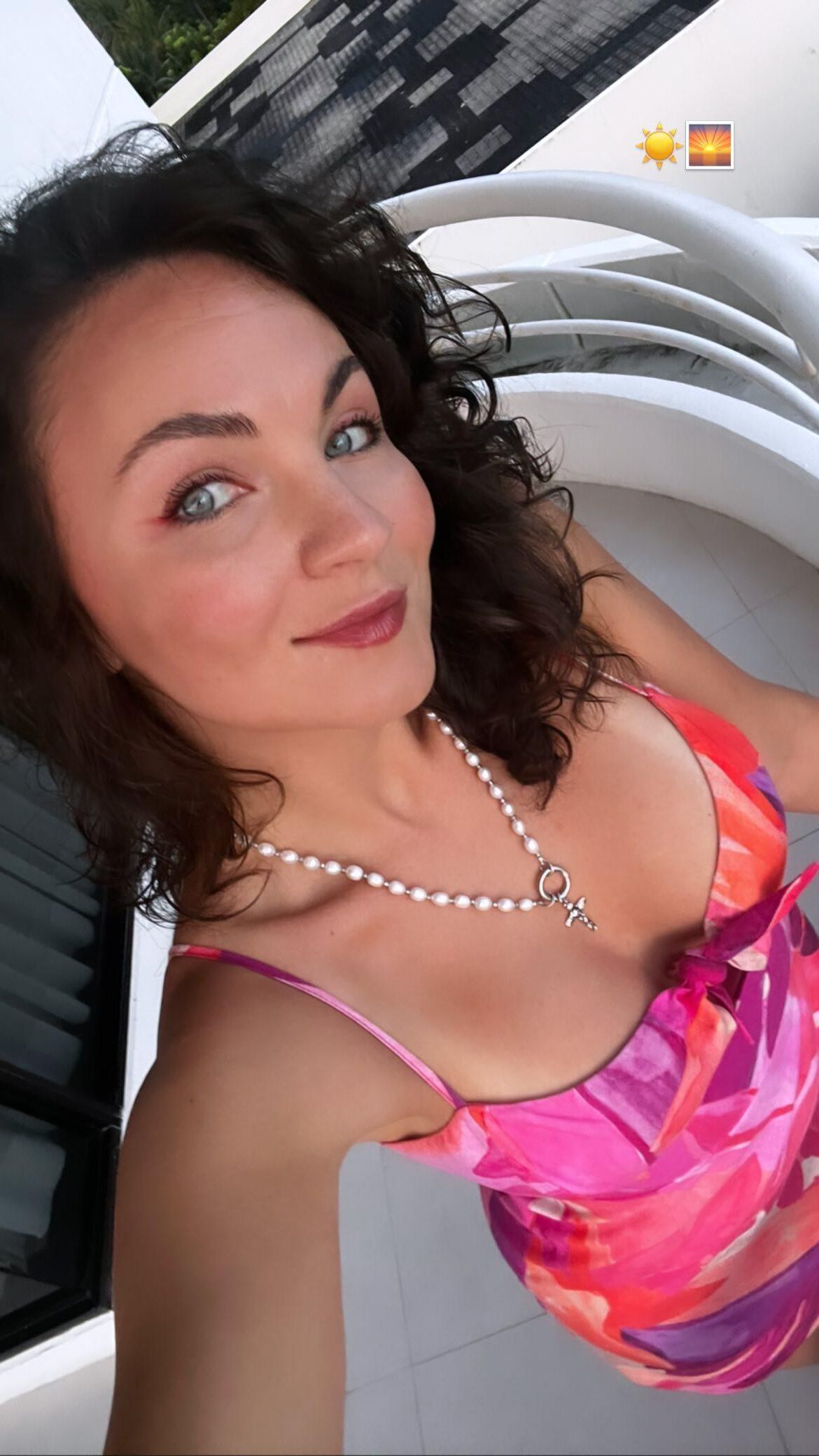 Pocos más de sexy uk milf anna nn