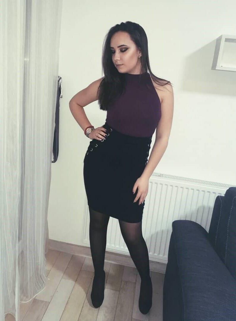 ANNA R