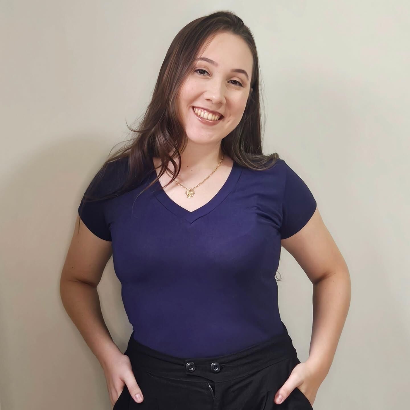 Puta blanca latina aline en exposición enviarle a su cuck y más