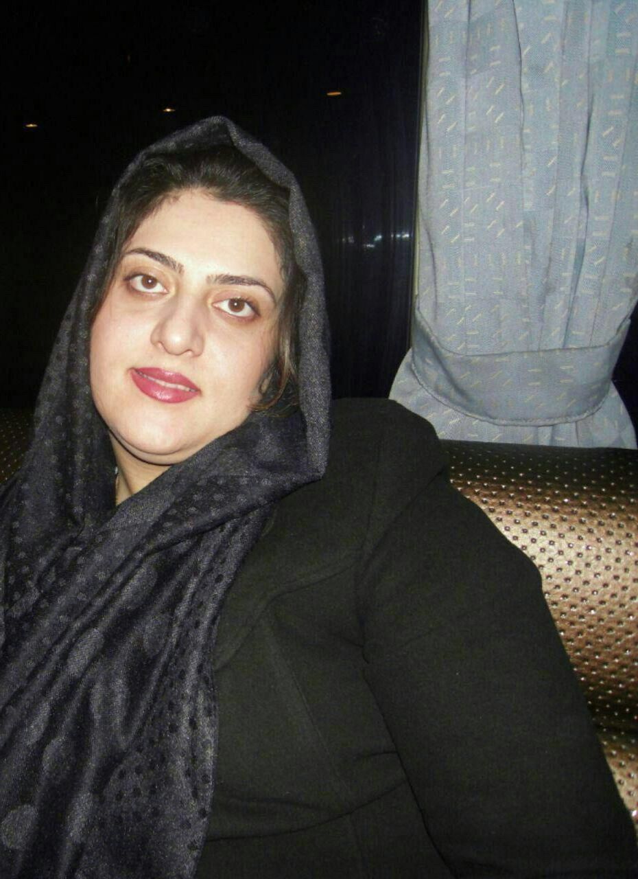 sexy iranian wife 
