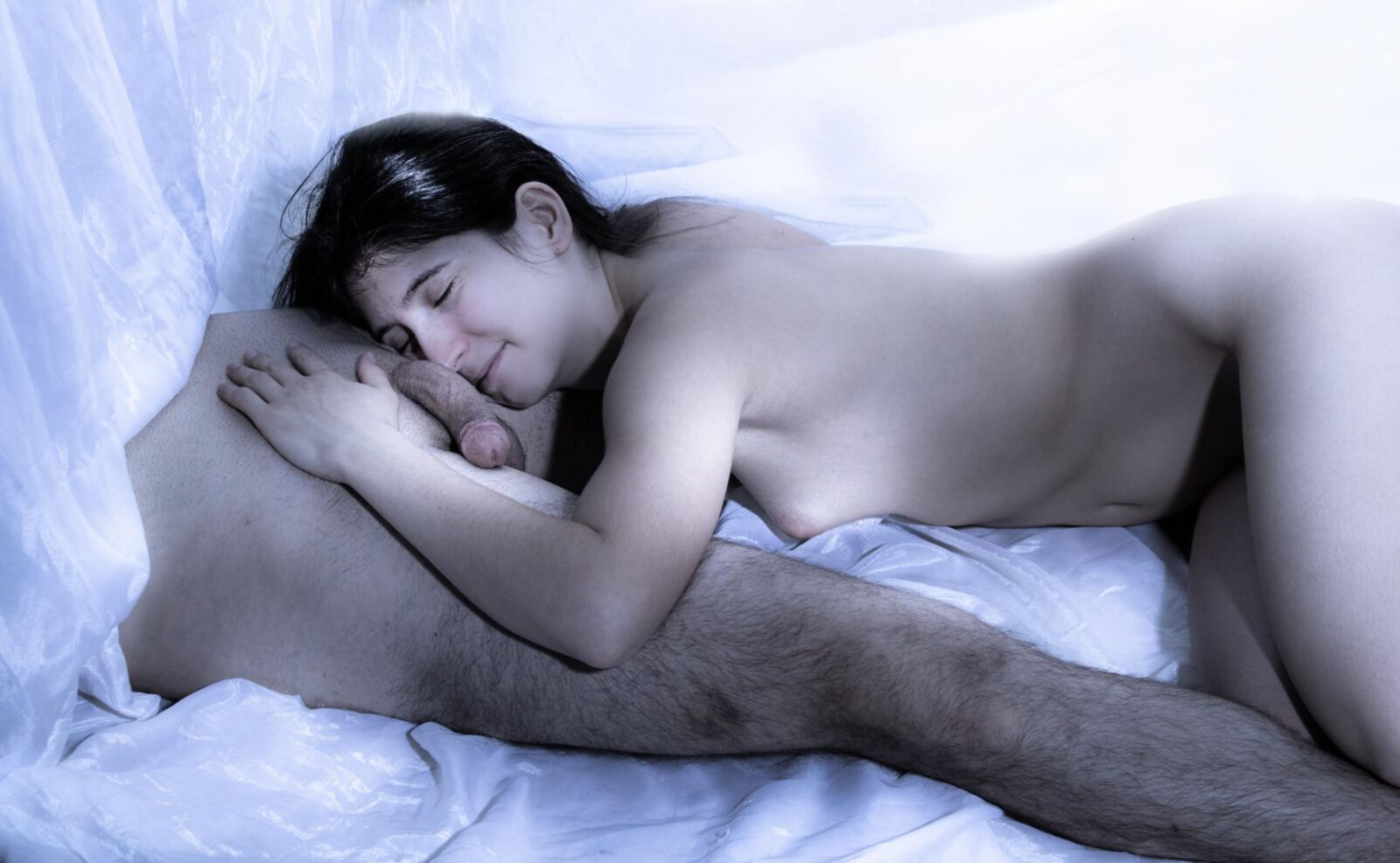 Las esposas y putas de puta madura sexy desnudas y sonrientes