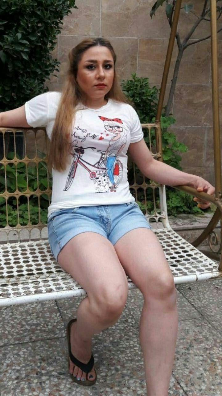 sexy iranian wife 