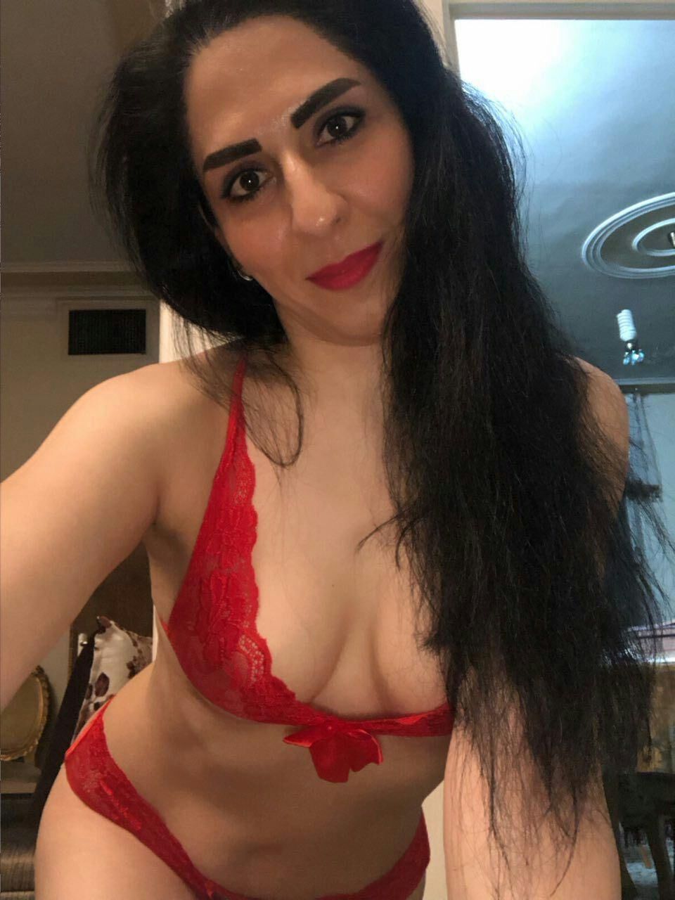 sexy iranian wife 