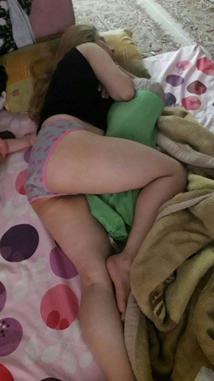 sexy iranian wife 