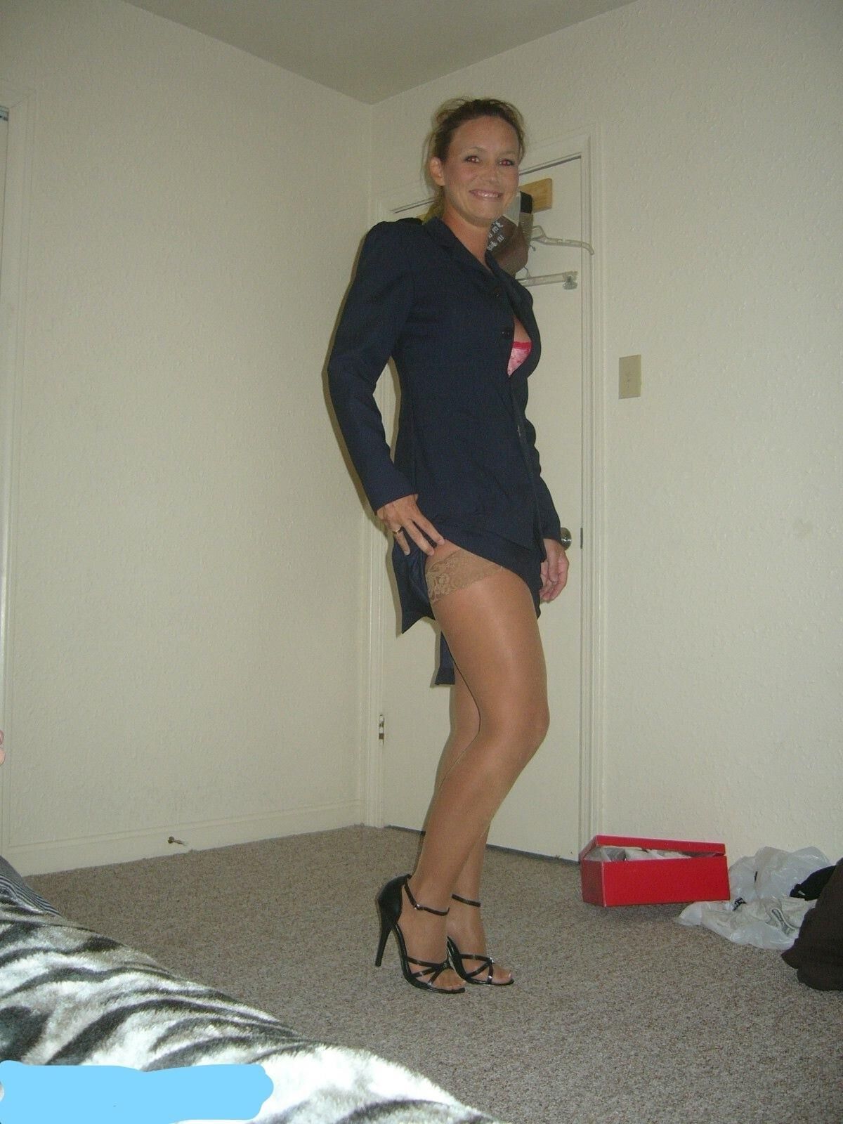 FOR NYLON LOVERS 