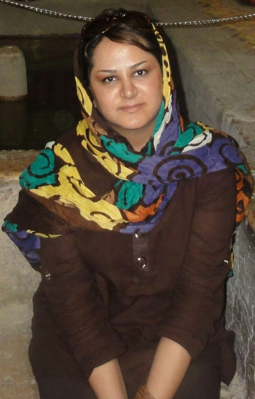 sexy iranian wife 