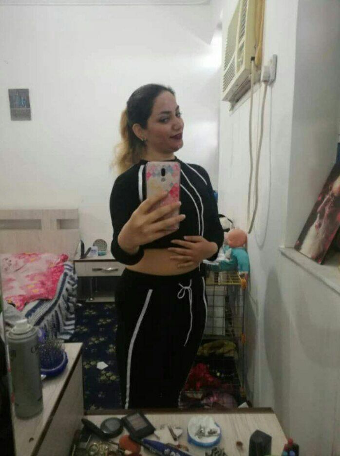 sexy iranian wife 