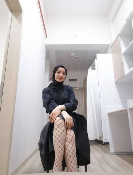 Turkish Hijab Slut Meryem