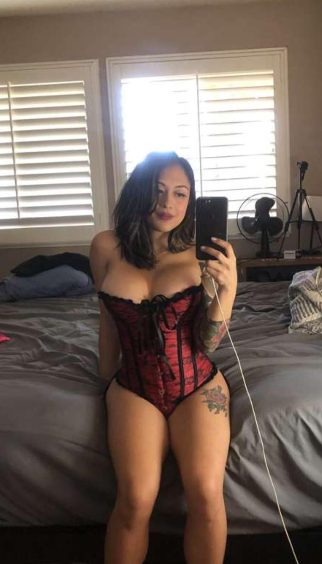 Hot Filipina MILF