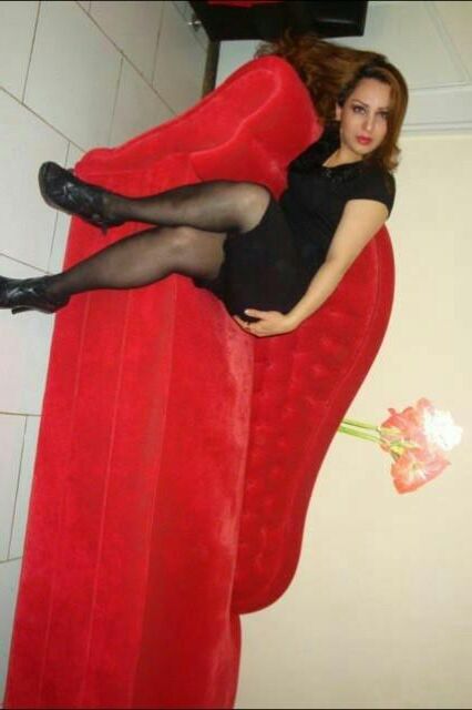 sexy iranian wife 