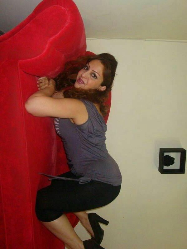 sexy iranian wife 