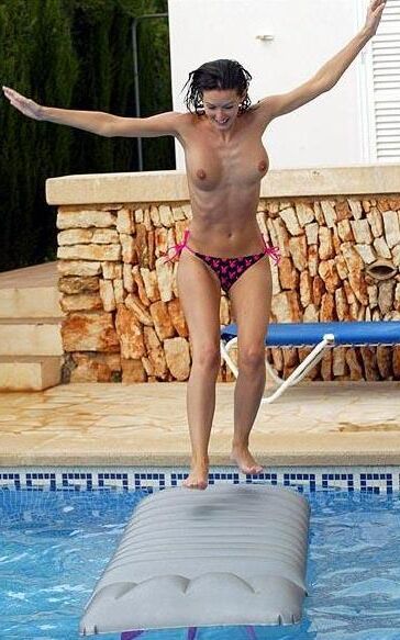 Nudist 