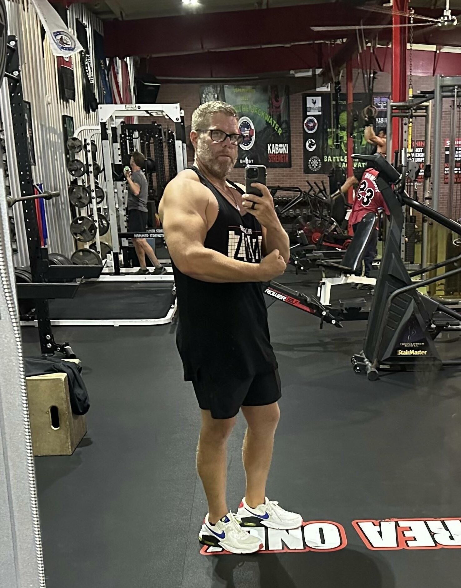 Yo Fit Wife Carrie de Mississippi vol. 