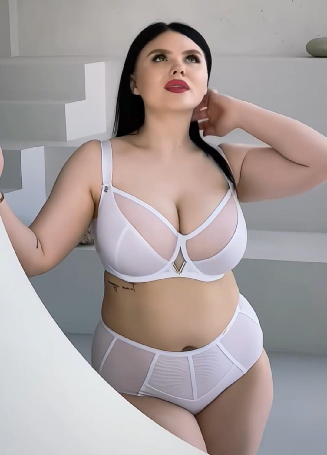 Lingerie babes 