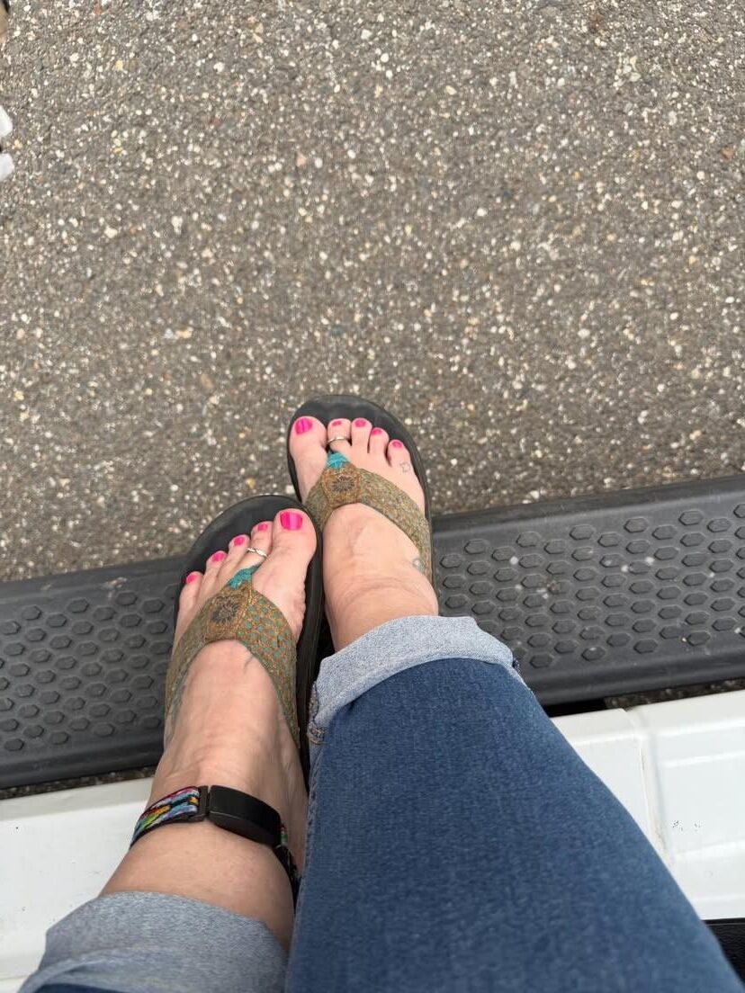  Legs, Feet, and Toes