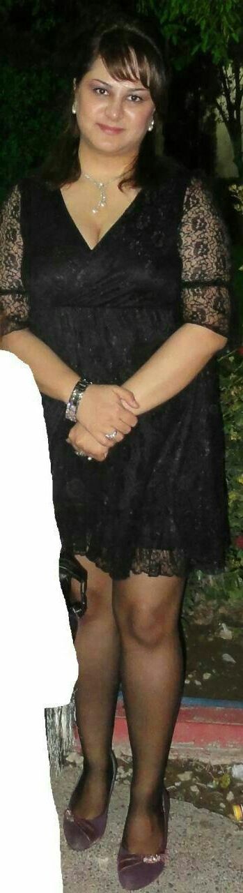 sexy iranian wife 