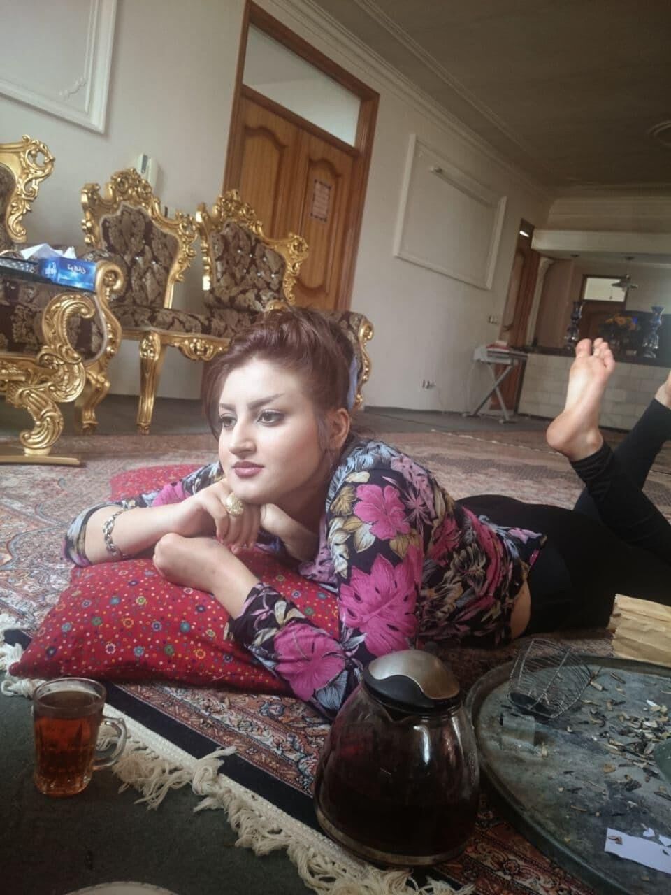 sexy iranian wife 