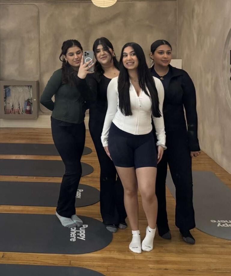 Pies/ calcetines de Punjabi