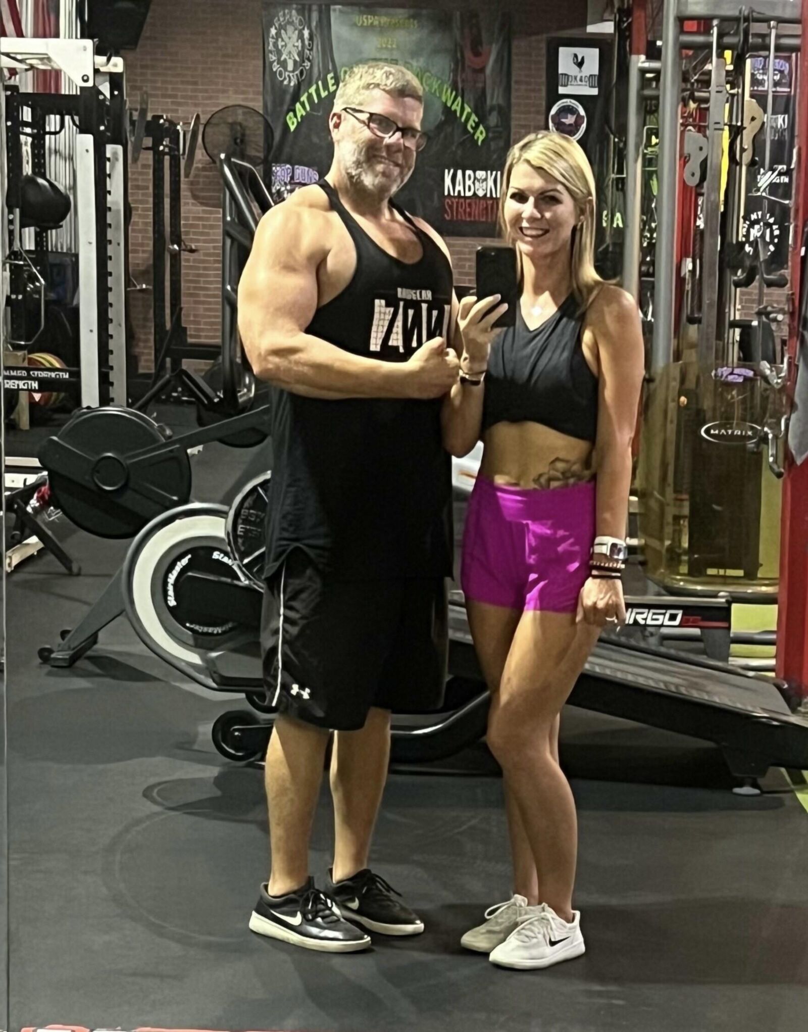 Yo Fit Wife Carrie de Mississippi vol. 