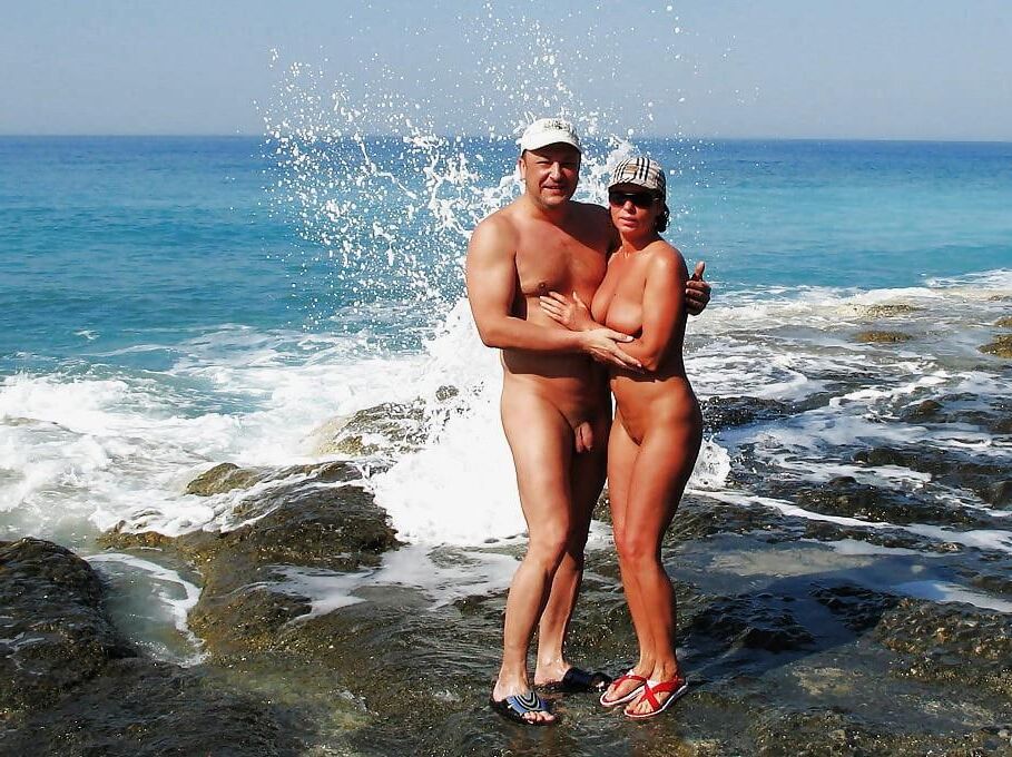 Nudist 