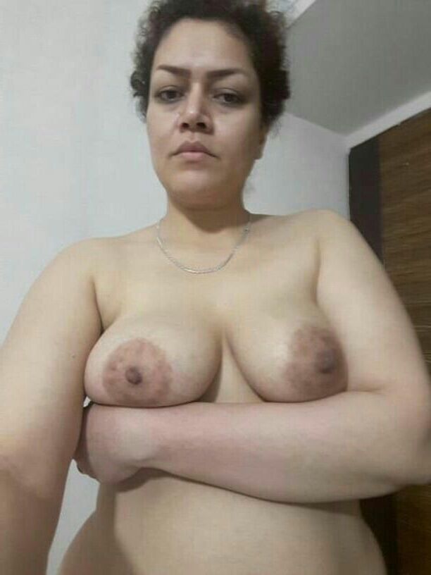 sexy iranian wife 