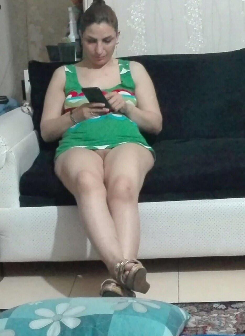 sexy iranian wife 