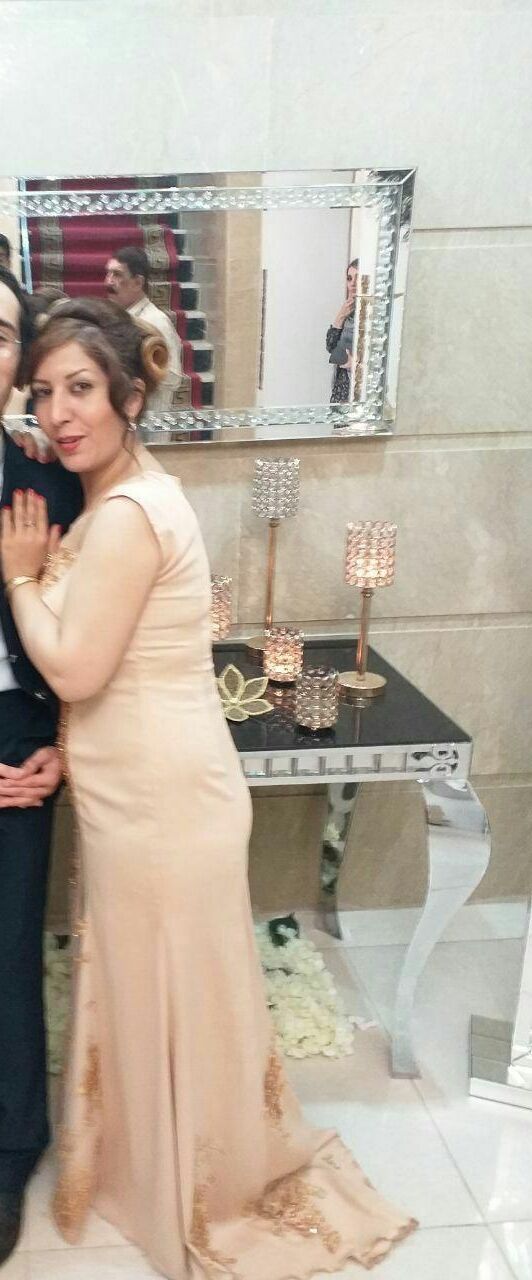 sexy iranian wife 